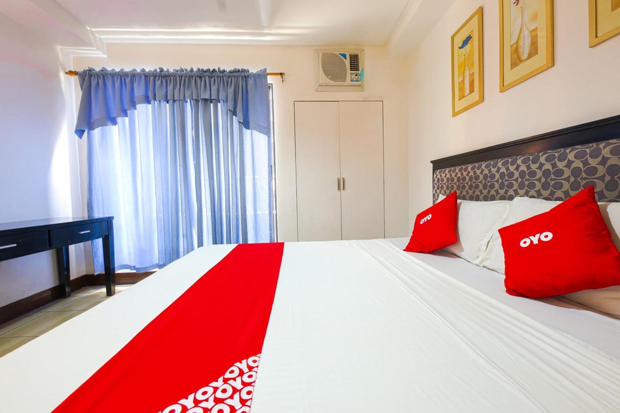 Oyo 769 Poblacion Suites Polaris Makati City Exterior photo